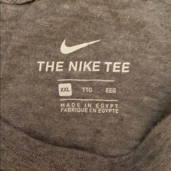 Nike Long Sleeve T-Shirt - Picture 2 of 4